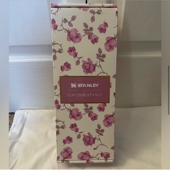 Love Shack Fancy x Stanley Ribbon Rosa 12 OZ - Picture 3 of 11